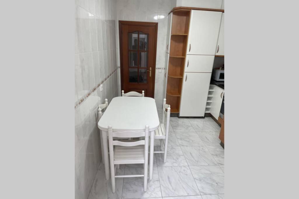 apartamento plaza del parque Villanueva De Arosa Esterno foto